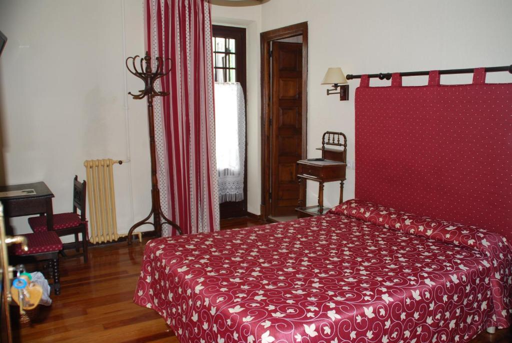 Hostal Ayestaran II ليكونبيري الغرفة الصورة