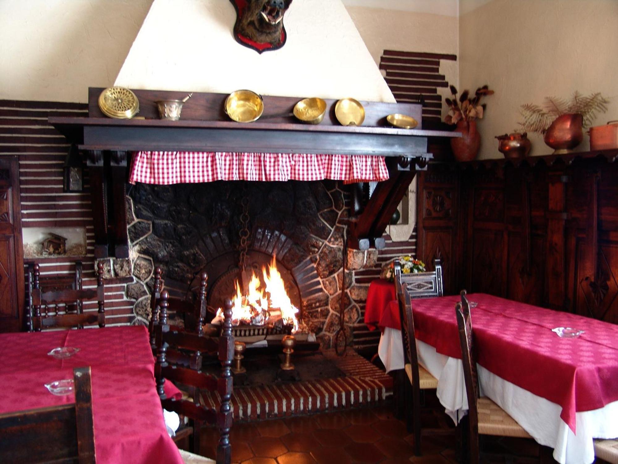Hostal Ayestaran II ليكونبيري المظهر الخارجي الصورة