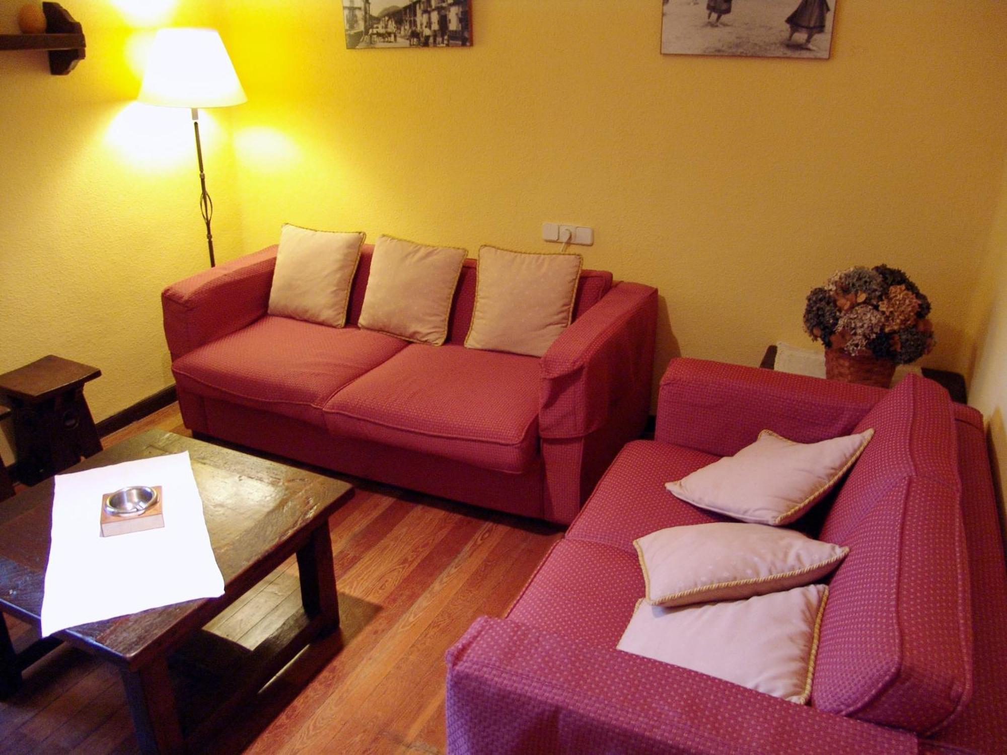 Hostal Ayestaran II ليكونبيري المظهر الخارجي الصورة