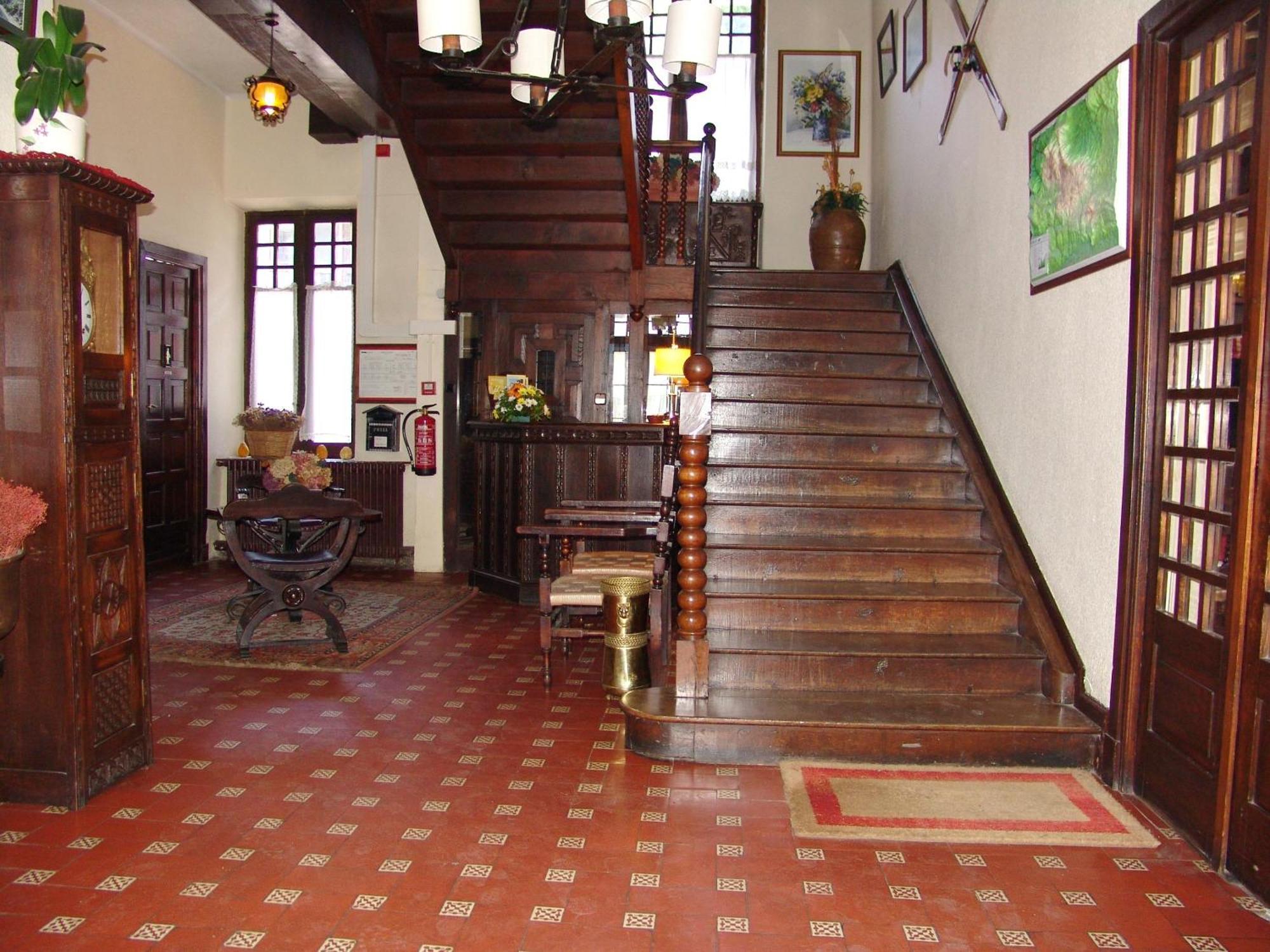 Hostal Ayestaran II ليكونبيري المظهر الخارجي الصورة