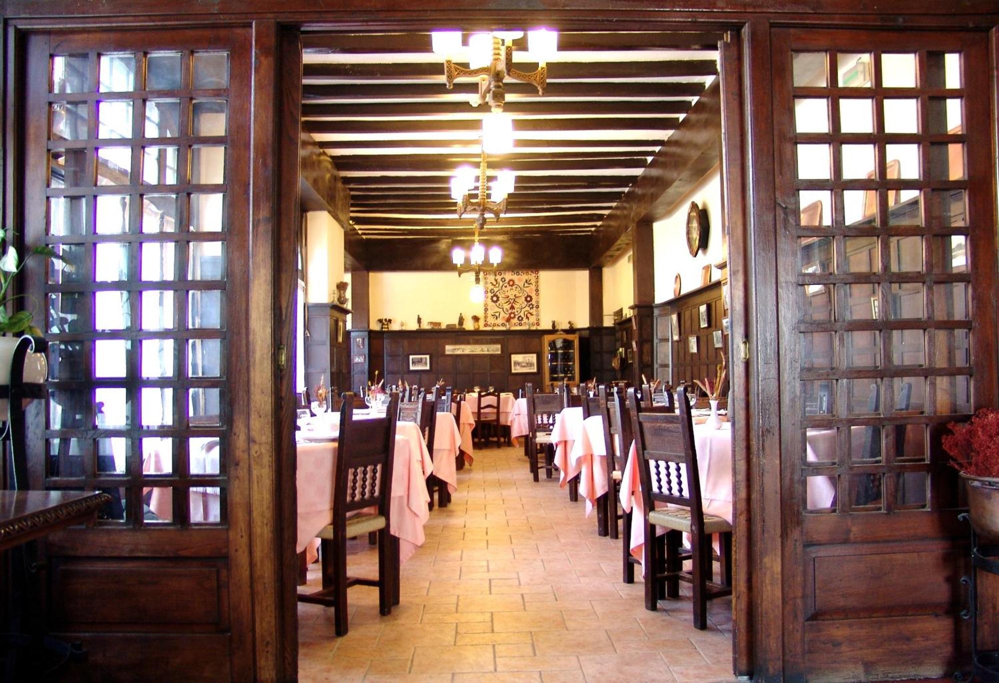 Hostal Ayestaran II ليكونبيري المظهر الخارجي الصورة
