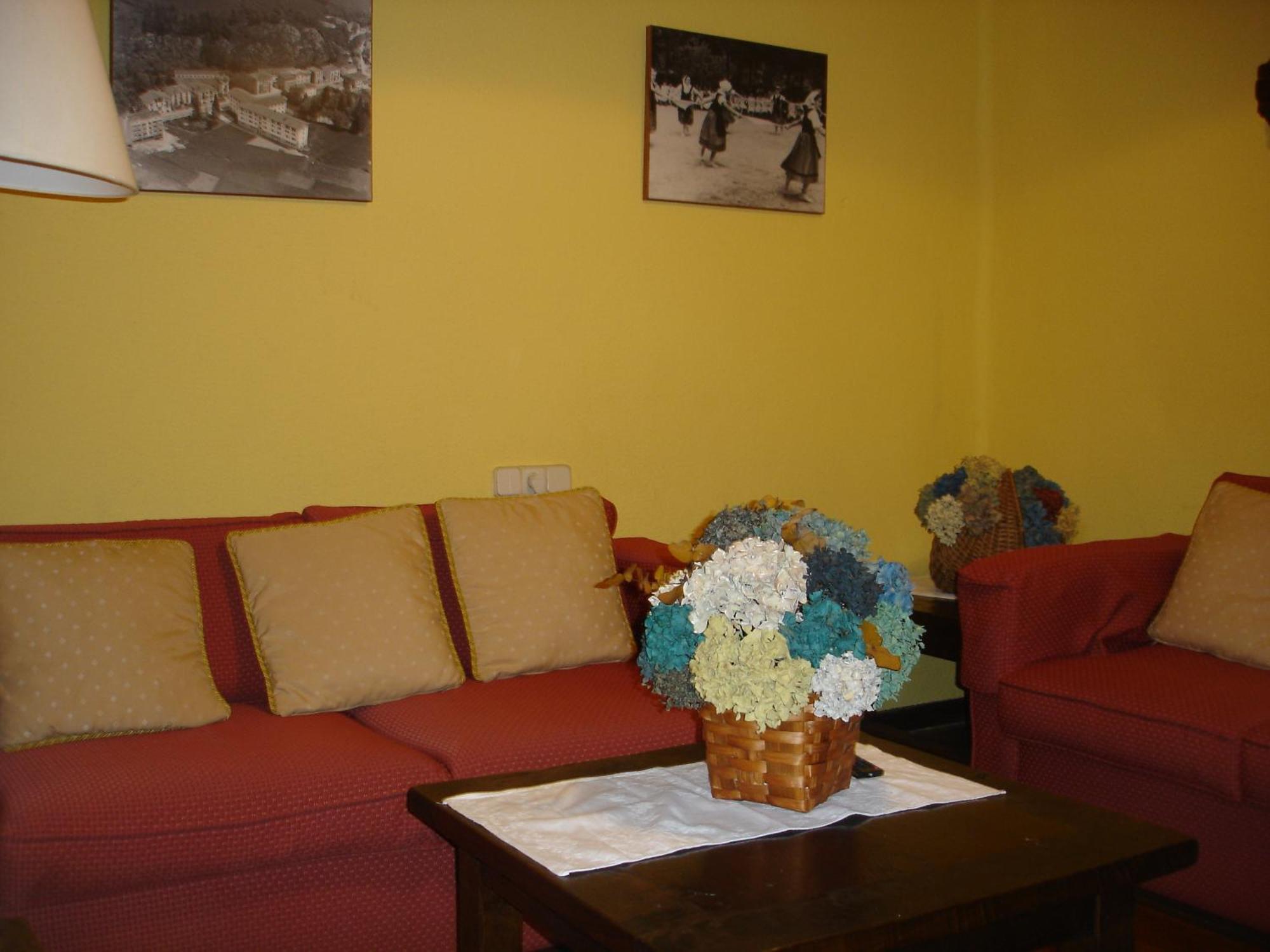 Hostal Ayestaran II ليكونبيري المظهر الخارجي الصورة