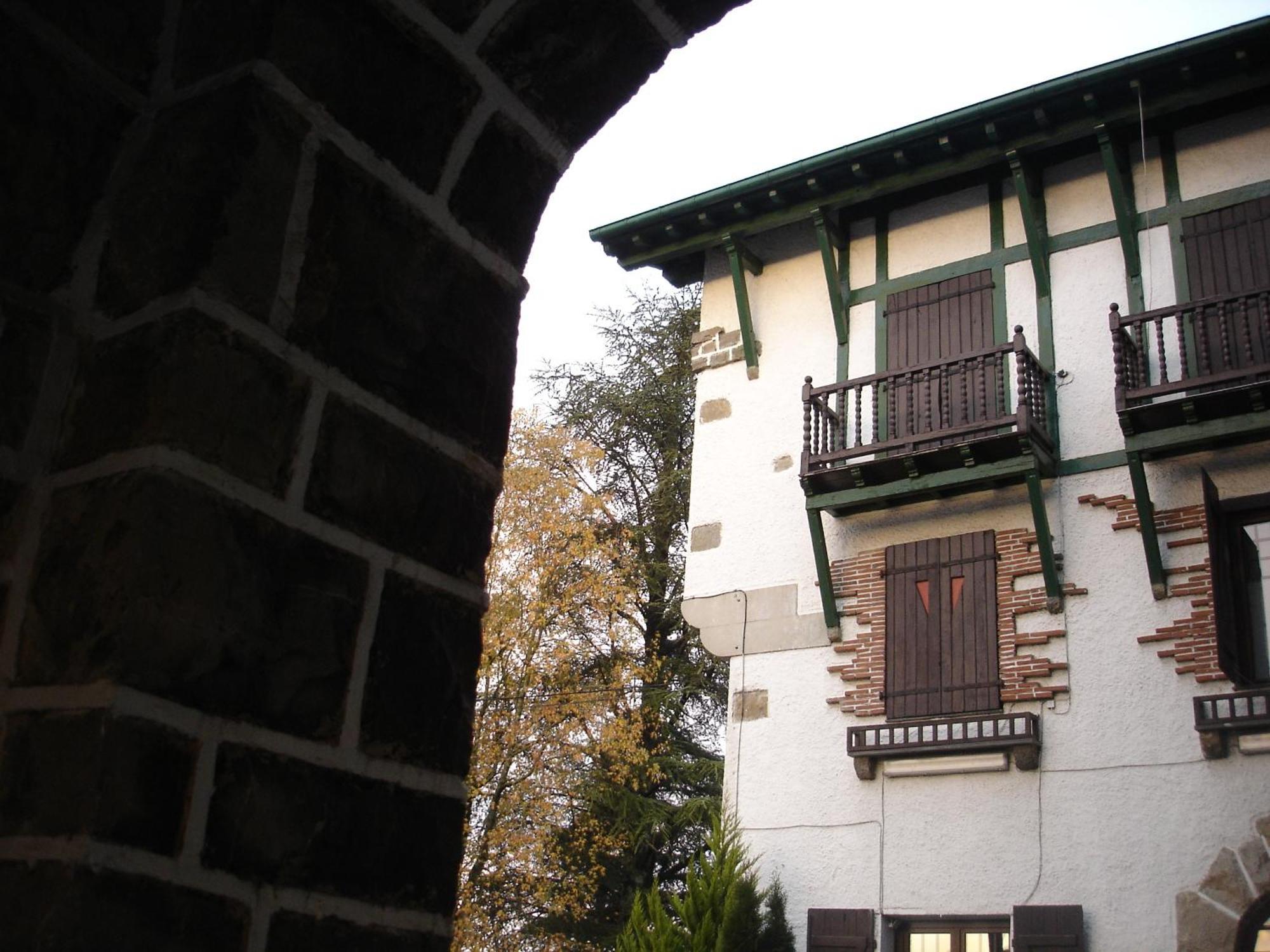Hostal Ayestaran II ليكونبيري المظهر الخارجي الصورة