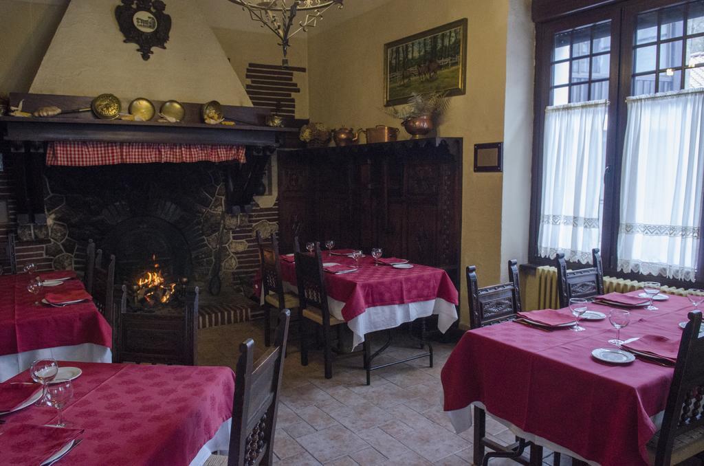 Hostal Ayestaran II ليكونبيري المظهر الخارجي الصورة