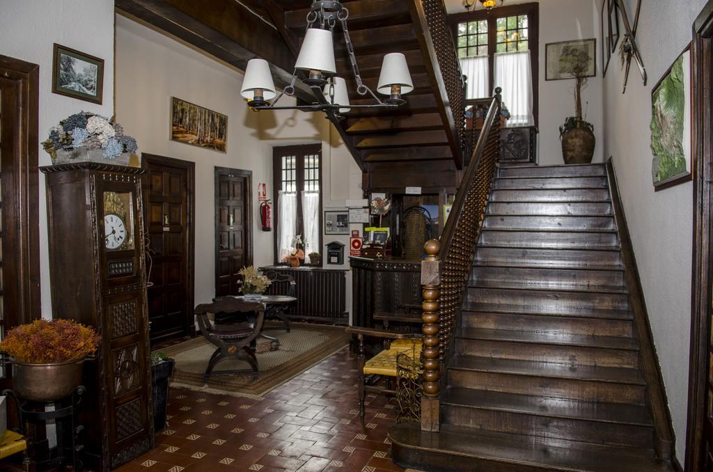 Hostal Ayestaran II ليكونبيري المظهر الخارجي الصورة